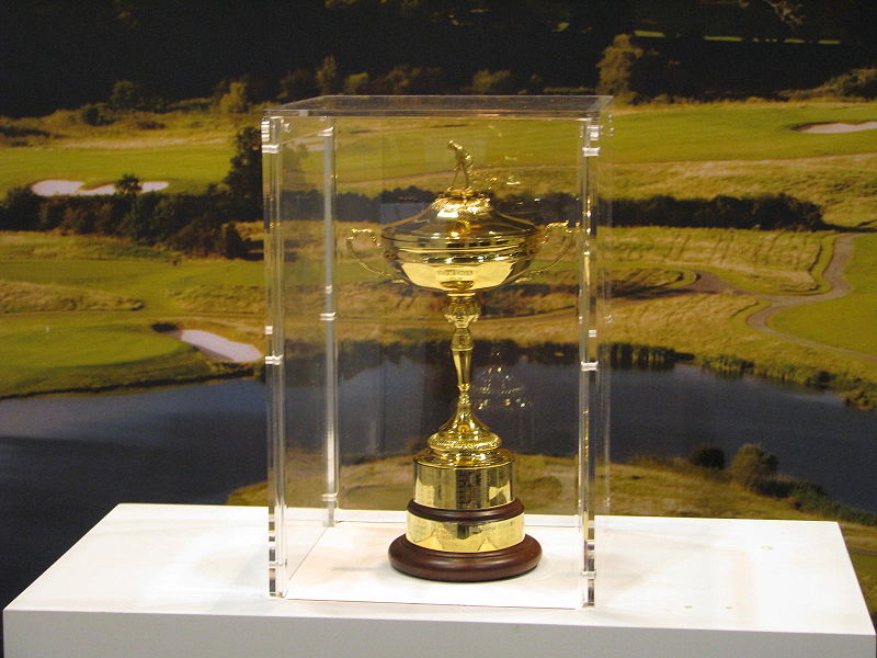 800px-Ryder_Cup_at_the_2008_PGA_Golf_Show