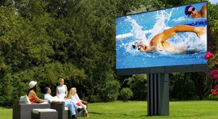 outdoor tv.jpg